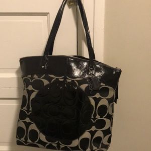 Coach tote bad (brand new)
